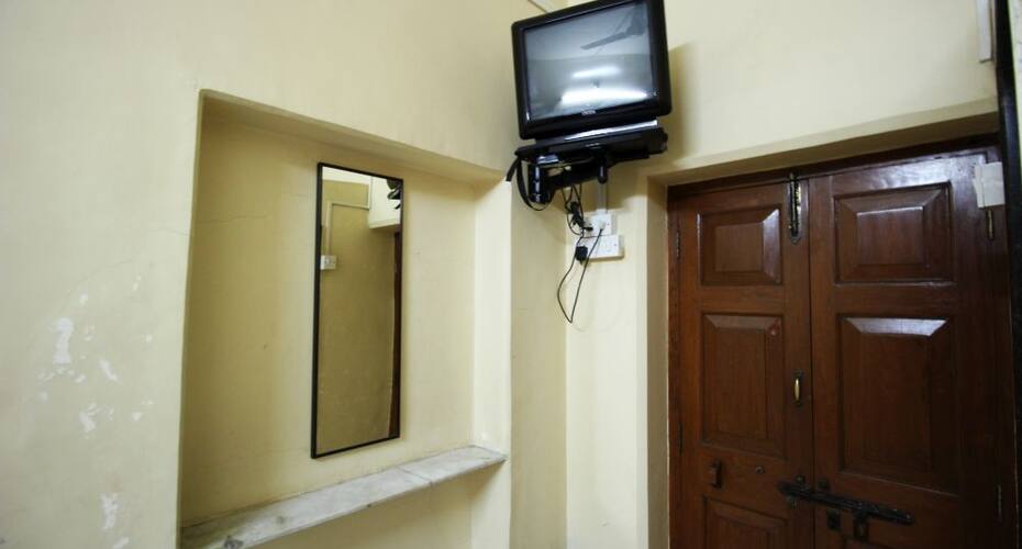 South Court Hotel, Pune 3